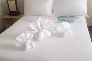 Shore Time Hotel Javier Leyte