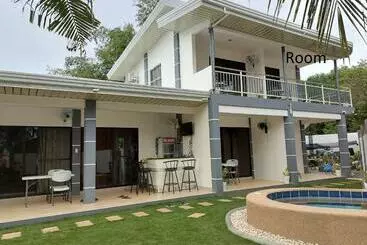 تختخواب و صبحانه Ub Home