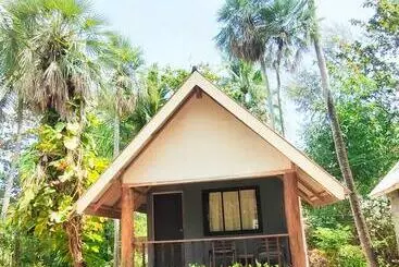 Majatalo Khlong Khong Simple House