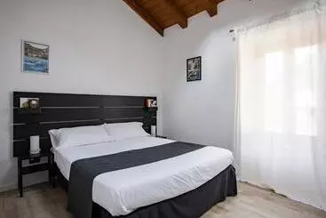 تختخواب و صبحانه La Casa Del Sarto   Rooms And Apartments