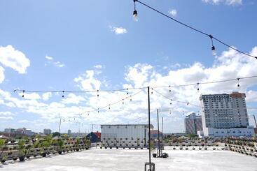 Hotel Solo Grand City