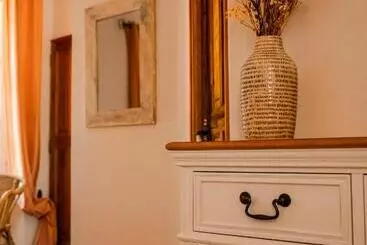 Majatalo Mas De Lure