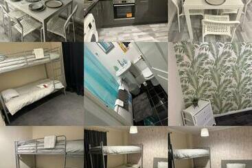 Essence Accommodation Bed And Breakfast Chelmsley Wood Solihull Birmingham Marston Green Hs2