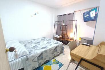 Pensão Confortable Y Central Habitación A Una Cuadra De La Playa..