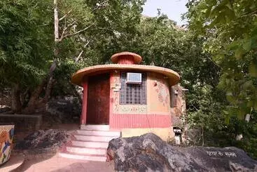 Resort Namanbagh