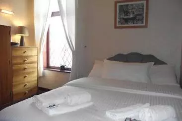 هتل Fortuna House