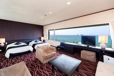 בית מלון כפרי Nishinagato Resort