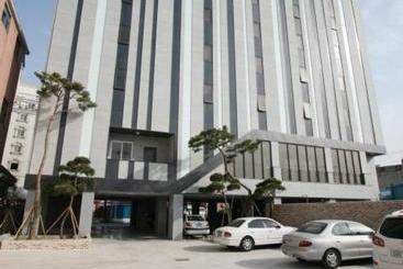 בית מלון כפרי Oscar Suite