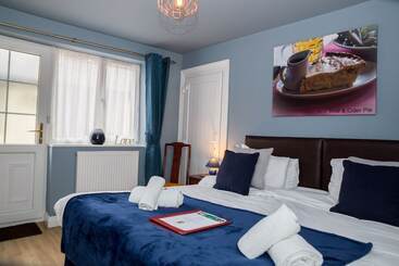 Otel The Farmers Boy Inn Guest House