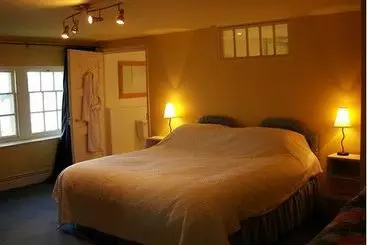 Manor Farm Bed & Breakfast