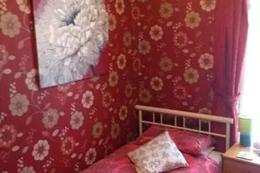 פנסיון Copperfields Guest House