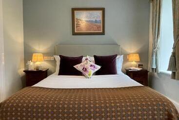 Majatalo Edgcott House