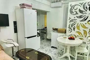هاستل Ici Tiflisi