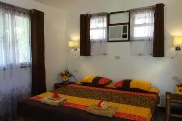 Cămin Threshershack Inn