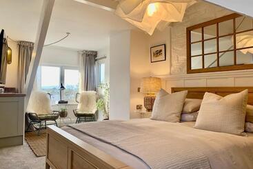 住宿加早餐  Blas At Fronlas Café   The Heart Of Newport