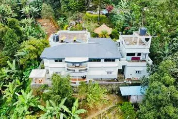 Bed and Breakfast Jeyar Cottage