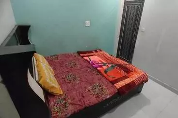 ホテル Spot On 703867 Panchhi Guest House