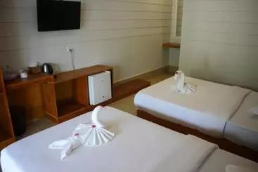 Resort Scarlet Sails Bungalow