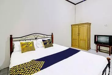 هتل Spot On 92056 Asri Kost Syariah