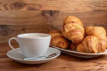 ペンション B&b El Lares   B&b L Avez