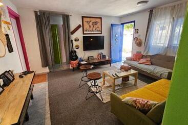 ユースホステル Mango Haus