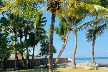 فندق L Ylang Ylang Auberge Ambatoloaka