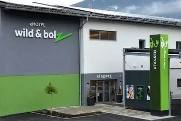 Wild & Bolz Emotel