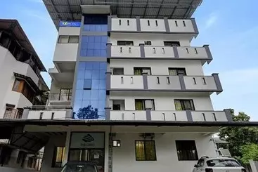 Fabhotel The Paradise Inn Residency
