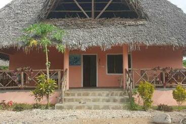 Bed and Breakfast Samaki Villa