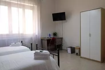 B&b Annunziata Nel Centro Di Cosenza,vicino All Ospedale Civile Dell Annunziata E Alla Clinica Sca