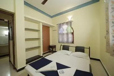 Otel Karthik Residence