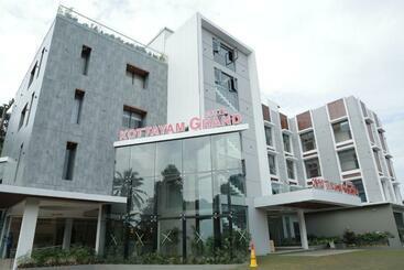 ホテル Kottayam Grand