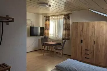 Majatalo Cafe Zum Toni