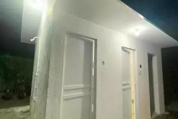 Majatalo La Casa Blanca Binoclutan Beach Resort