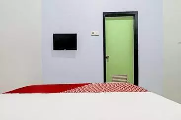 Hotel Oyo 91886 Bfs Homestay Syariah