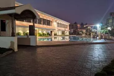 Mayur Belgaum Presidency Hotel & Spa   10 Kms From Belgaum Airport Ixg