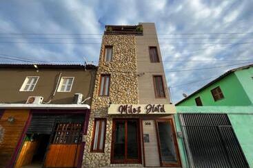 Milos Hotel Icaraizinho