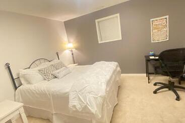 بنسيون Yellowknife Bed And Breakfast