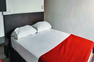 فندق Staymaker Green Zone Comforts