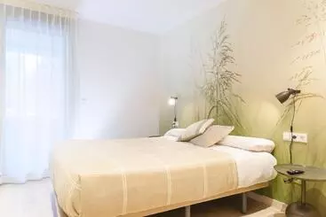 Aparthotel Salburua