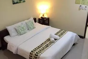 Bopempc Safari Hostel