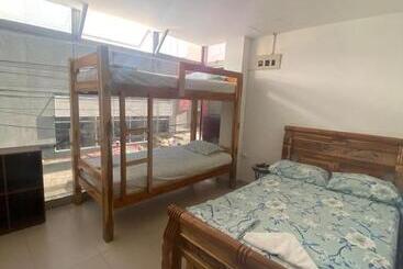 هتل آپارتمان Mi Ranchito