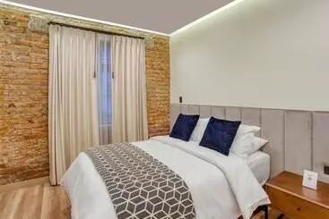 Wanderlot   Hotel Plaza Central