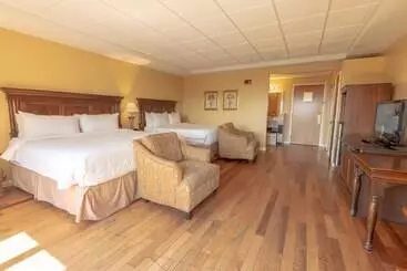 تختخواب و صبحانه Ocean Inn & Suites