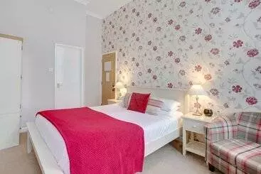 Bed and Breakfast Trelawney Hotel Guest House
