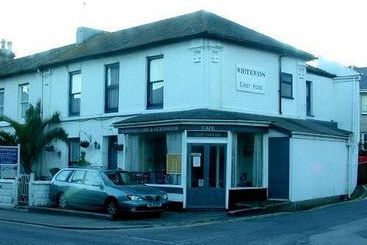 Bed and Breakfast Whiteways Guest House