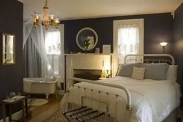 Buffalo Tavern Bed & Breakfast