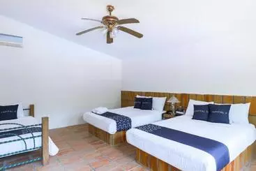 Cotlamani Hotel Aventura