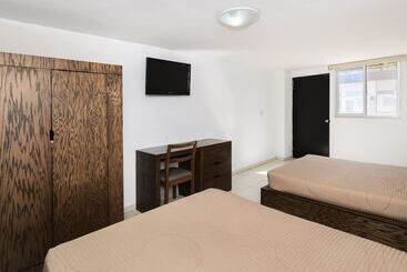 هتل Jm Ejecutivo Celaya,centro Histórico