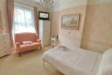 Pensão St. Georges House